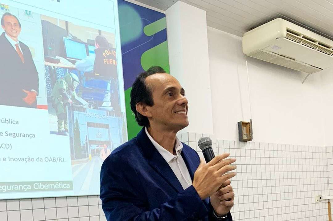 Superintendente da Supesp fala sobre segurança cibernética na Academia Cearense de Matemática