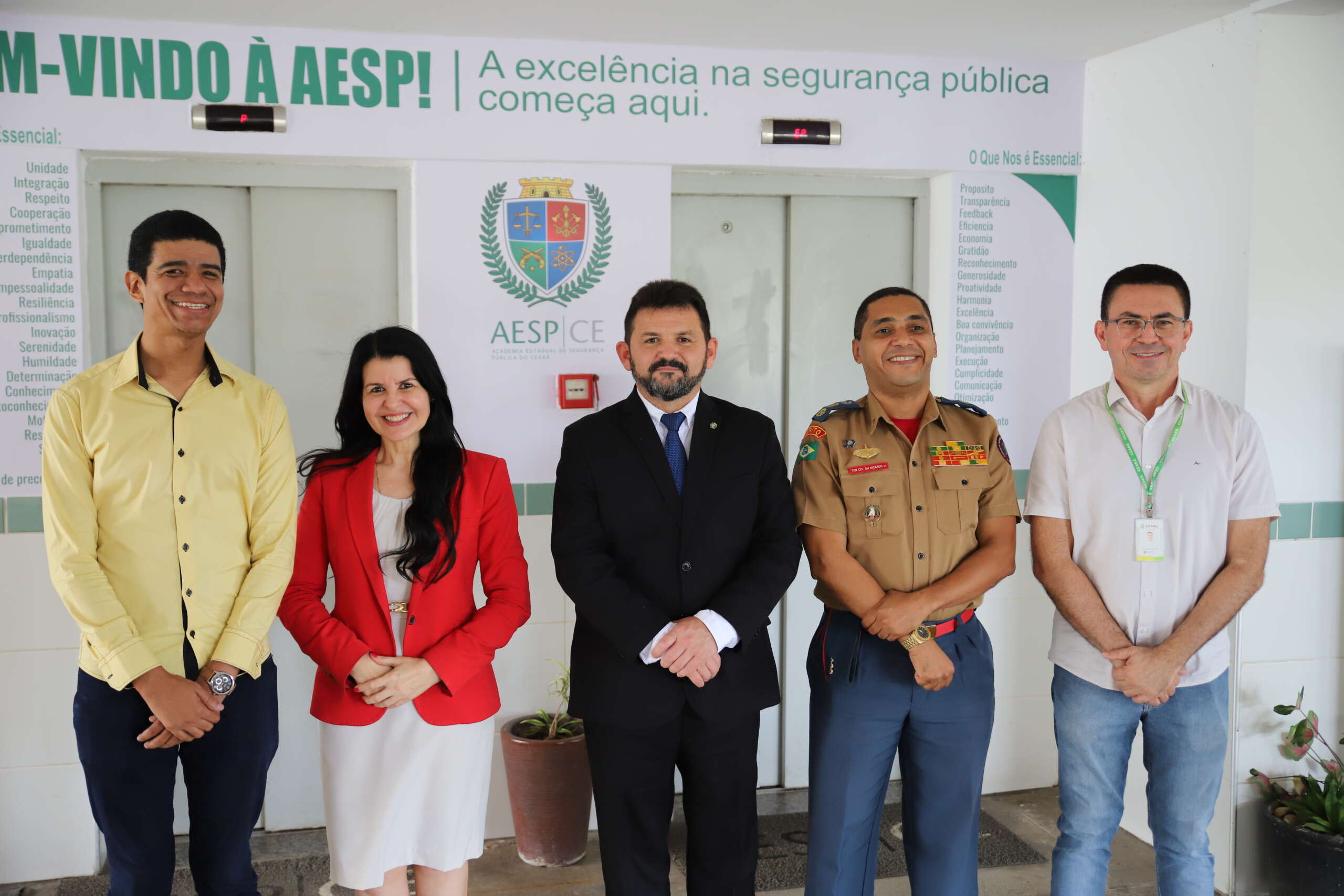 Estratégia de informação: Supesp realiza visita técnica à sede da Aesp