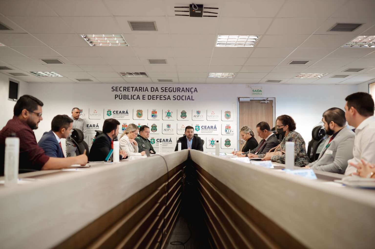 Governo do Ceará lança cartilha de orientação à segurança nas escolas