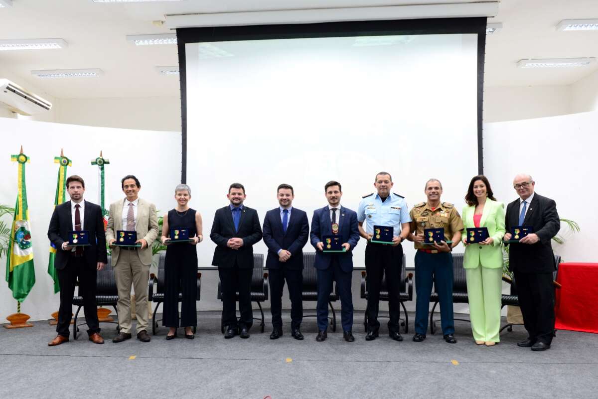 Superintendência comemora cinco anos com entrega da Medalha da Ordem do Mérito Supesp