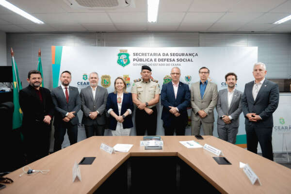 Supesp participa de assinatura de acordo entre SSPDS-CE e Comitê da Cruz Vermelha