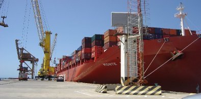 Porto do Pecém mantém liderança na exportação de frutas e calçados