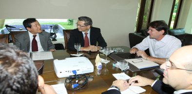 Posco formaliza participação na Siderúrgica do Pecém