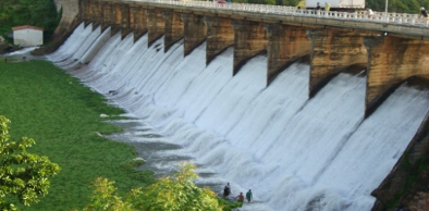 Sangra o primeiro açude em 2011 no Ceará