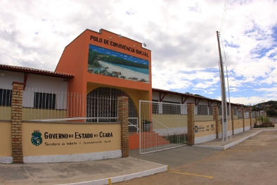 Governador assina convênio para construção de equipamentos sociais no Interior