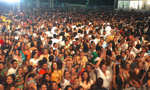 Cid Gomes se despede de José Alencar