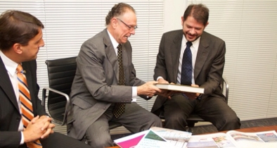 Cid Gomes se reúne com presidente do Comitê Olímpico Brasileiro