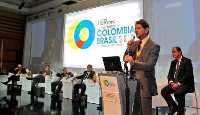 Cid Gomes destaca necessidade de parceria entre Colômbia e Brasil
