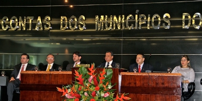 Cid Gomes destaca papel  fiscalizador do TCM