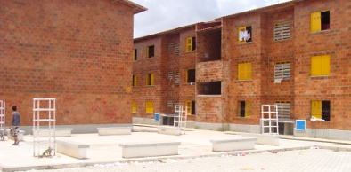 Governo construirá mais 240 unidades habitacionais em Fortaleza