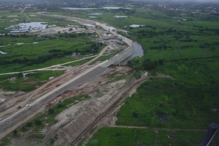 Cid Gomes tem reunião sobre obras de urbanização em Fortaleza