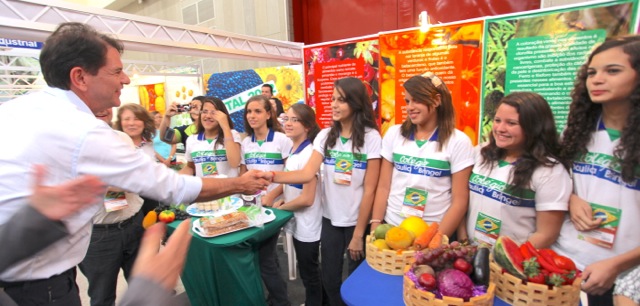 Frutal 2012 tem abertura oficializada pelo governador Cid Gomes