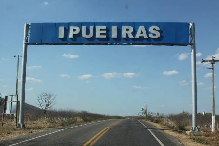 Cid Gomes inaugura 46,4 km da rodovia CE-257, na Serra da Ibiapaba