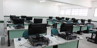 Cid Gomes entrega duas Escolas Profissionalizantes nesta sexta-feira (22)