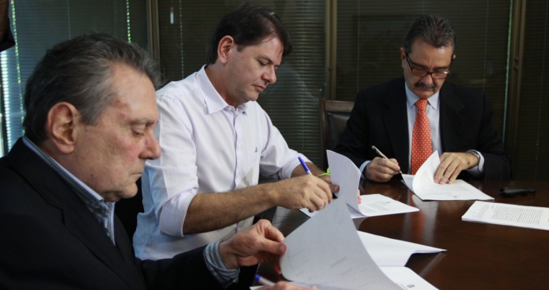Centro de Convenções: Governo do Estado e Unifor assinam protocolo de intenções