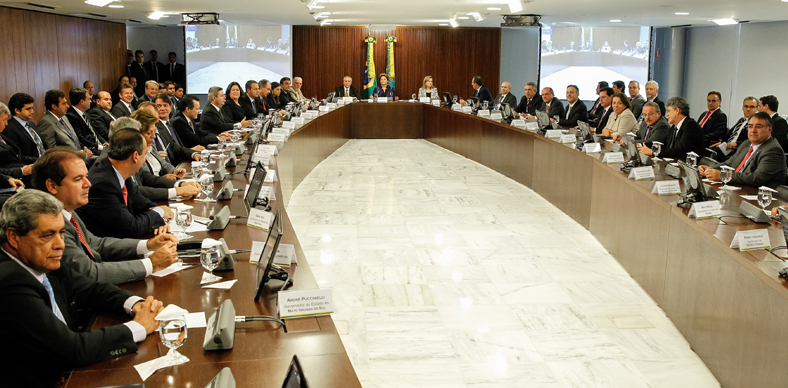 Presidenta Dilma Rousseff propõe plebiscito para reforma política