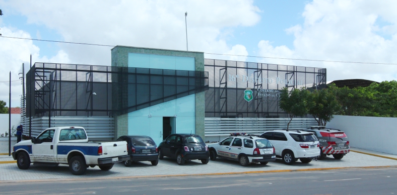 Governo do Estado inaugura reforma do 16º Distrito Policial, próximo ao Castelão