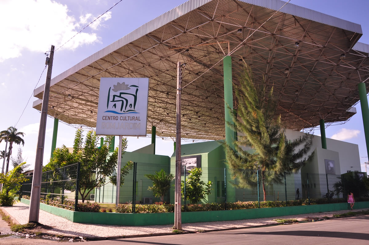 Centro Cultural Bom Jardim oferece 285 vagas gratuitas para 17 cursos