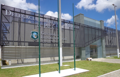 Cid Gomes inaugura Delegacia Especializada de Atendimento à Mulher em Pacatuba