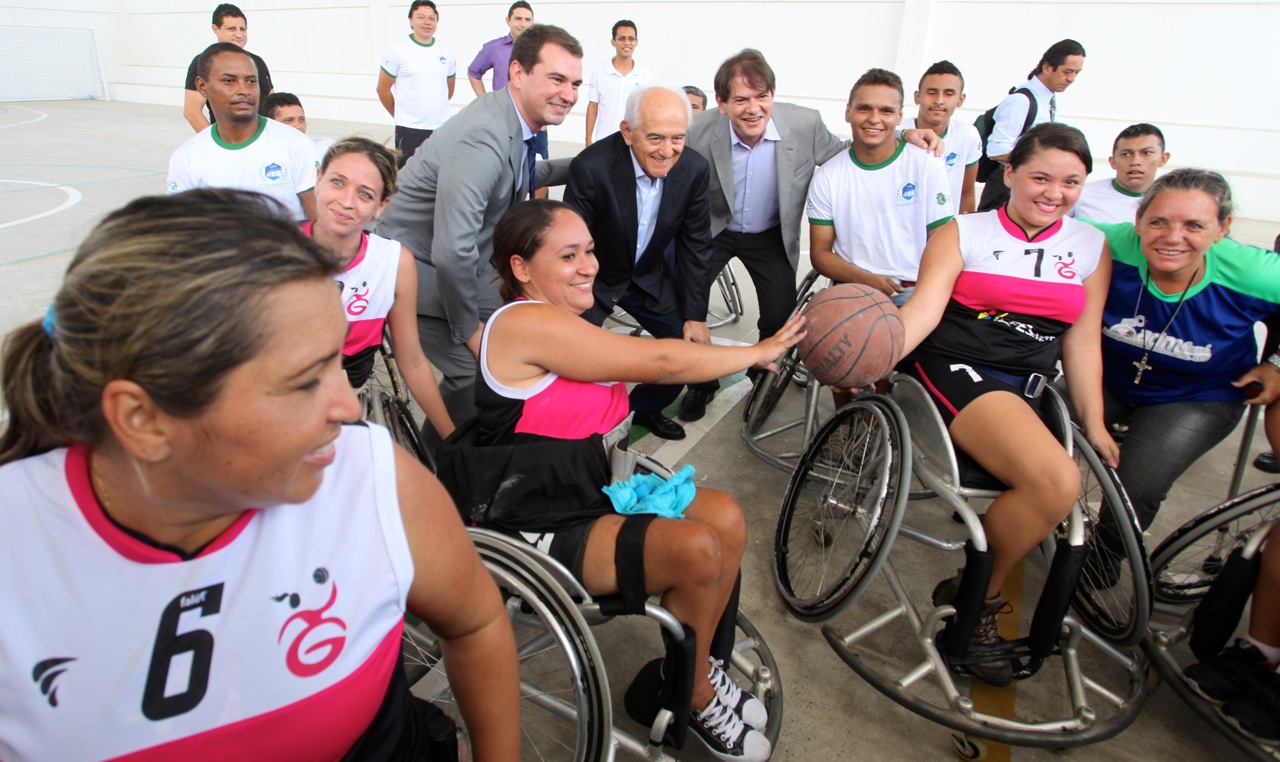 Cid Gomes inaugura o Centro de Profissionalização para Pessoa com Deficiência