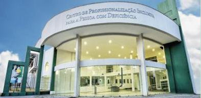 Cid Gomes inaugura maior Centro do N/NE de Profissionalização para Pessoas com Deficiência