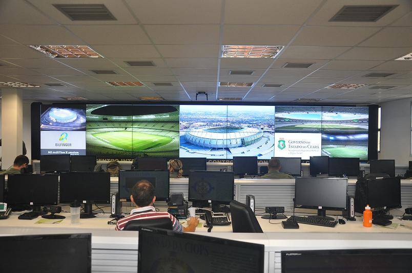 Cid Gomes inaugura Centro Integrado de Comando e Controle Regional e nova sede da Ciops