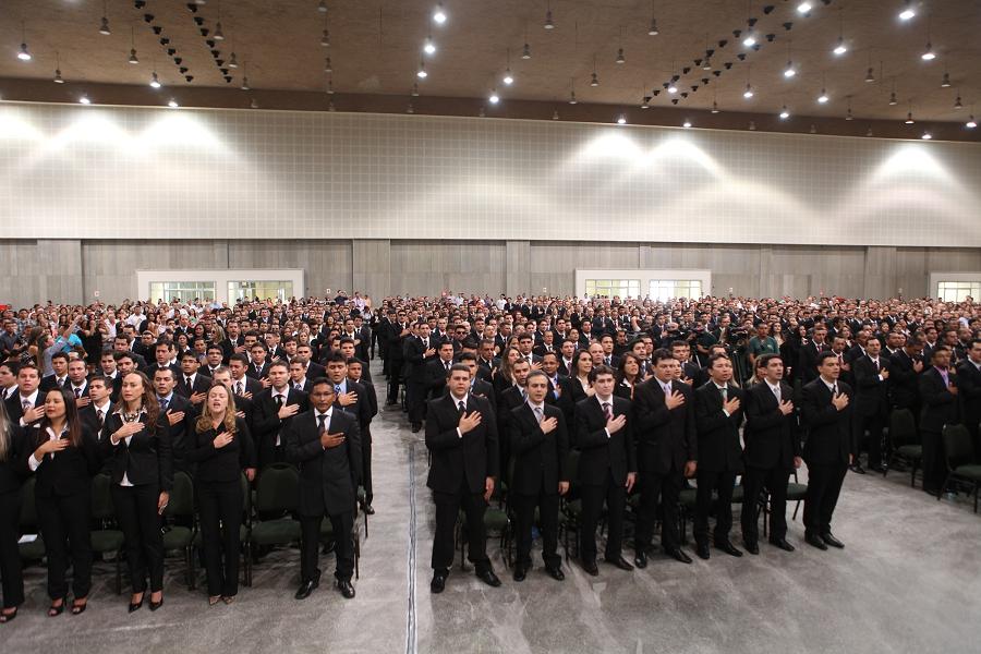Governador Cid Gomes preside formatura de 362 novos inspetores da Polícia Civil