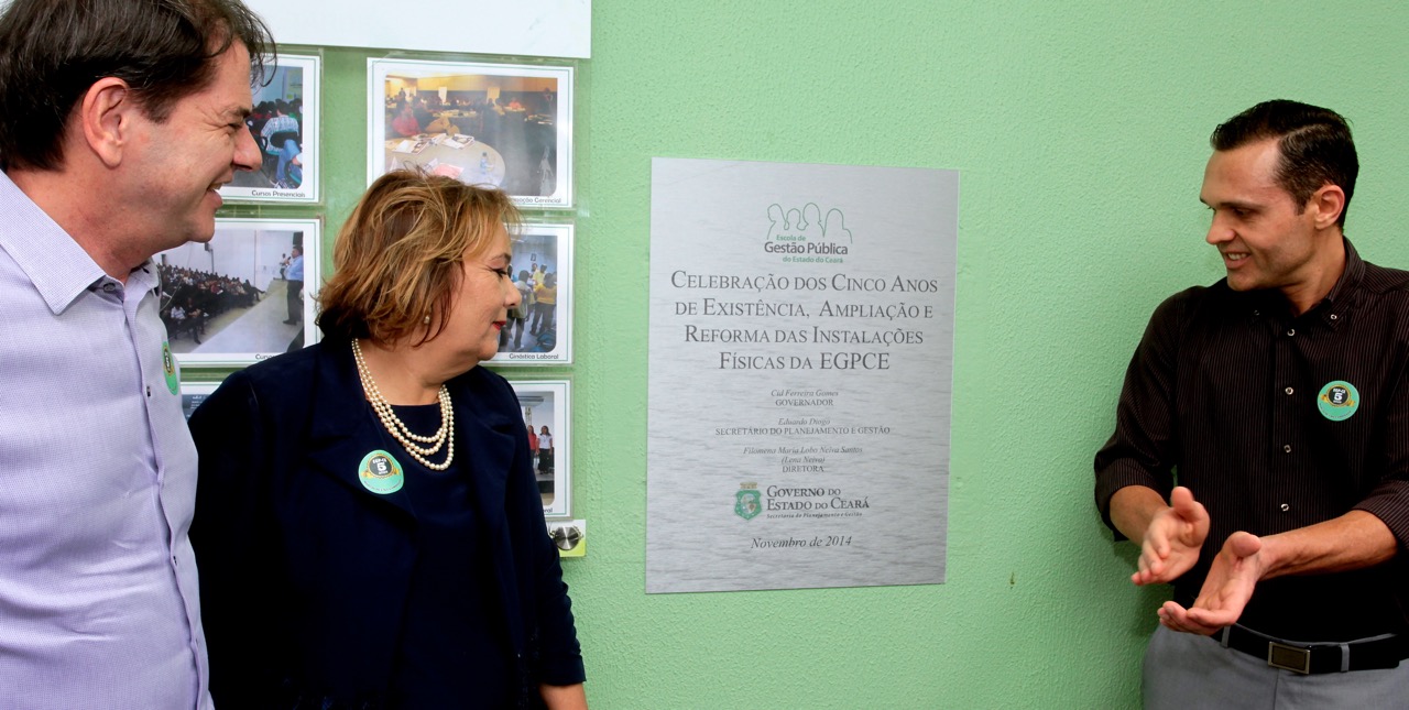 Cid Gomes inaugura novas instalações da Escola de Gestão Pública