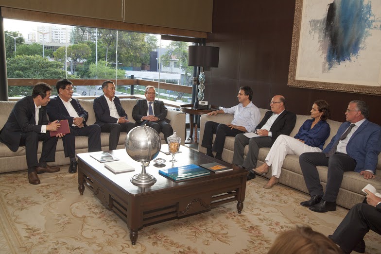 Governador se reúne com a diretoria da Companhia Siderúrgica do Pecém (CSP)