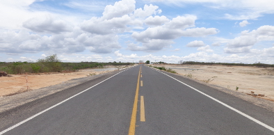 Ceará de Ponta a Ponta: pavimentação do trecho Deputado Irapuan Pinheiro – Acopiara entra na reta final