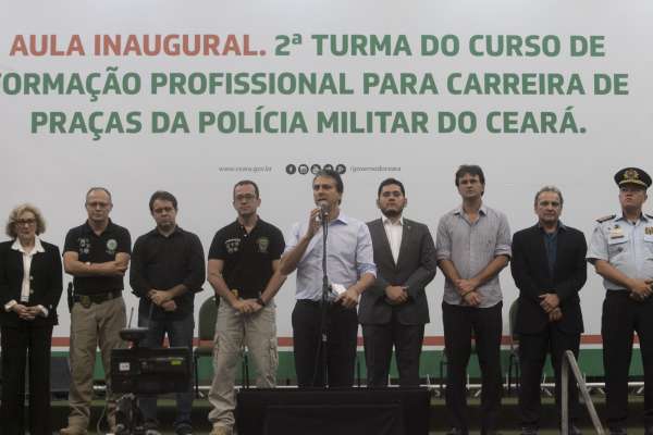 Segurança: mais 1.400 aprovados no concurso da PM iniciam formação