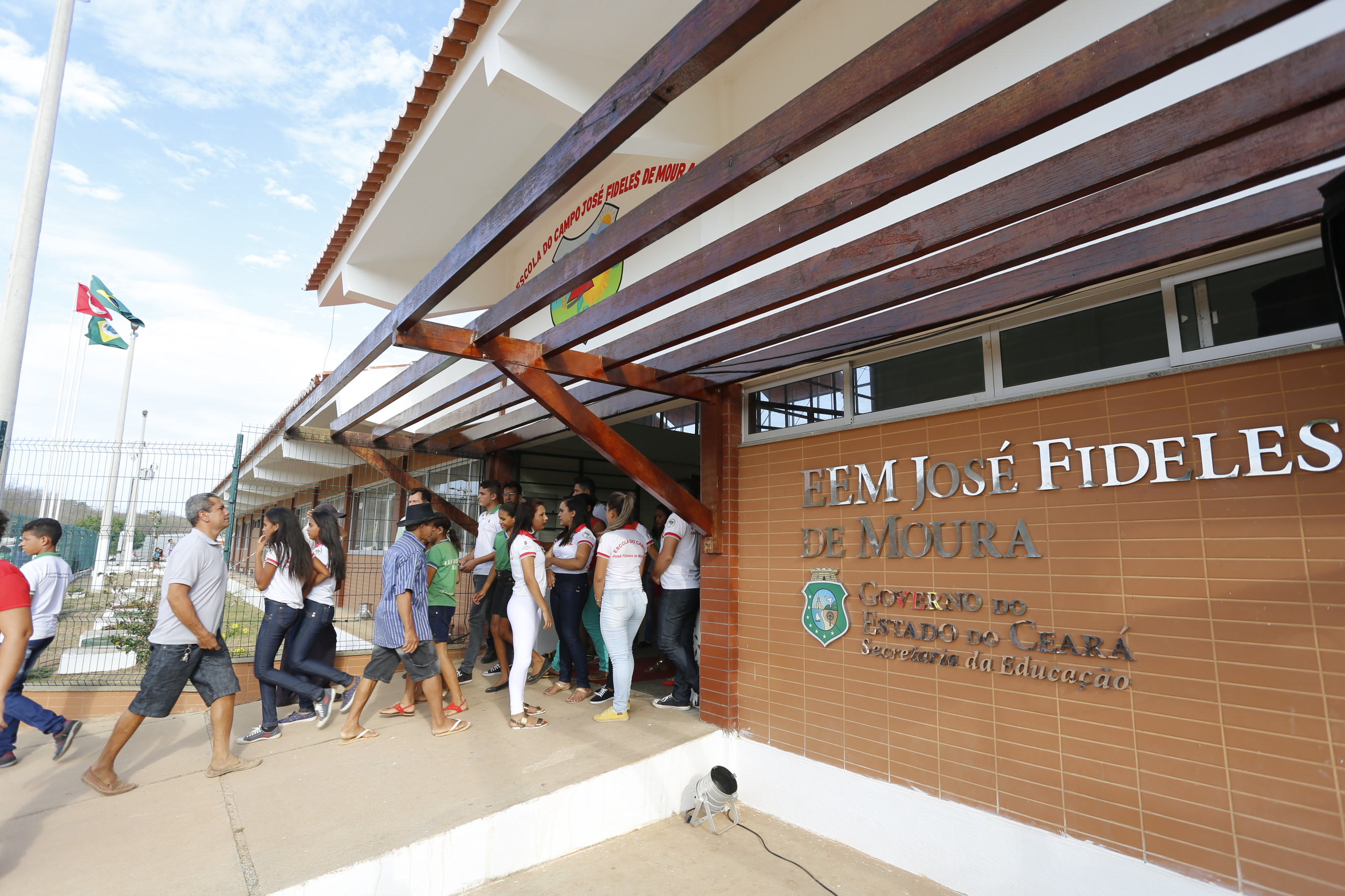 Assentamento Conceição Bonfim, em Santana do Acaraú, ganha Escola de Ensino Médio