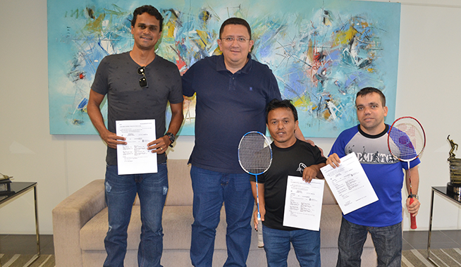 Atletas são contemplados com passagens nacionais e internacionais