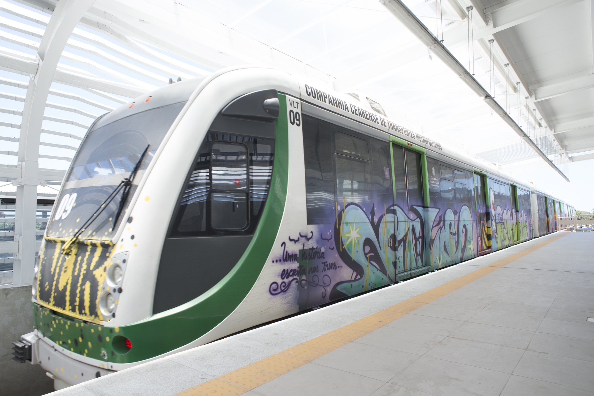 Cagece funciona em regime de plantão durante feriado; Metrofor retoma serviço na sexta