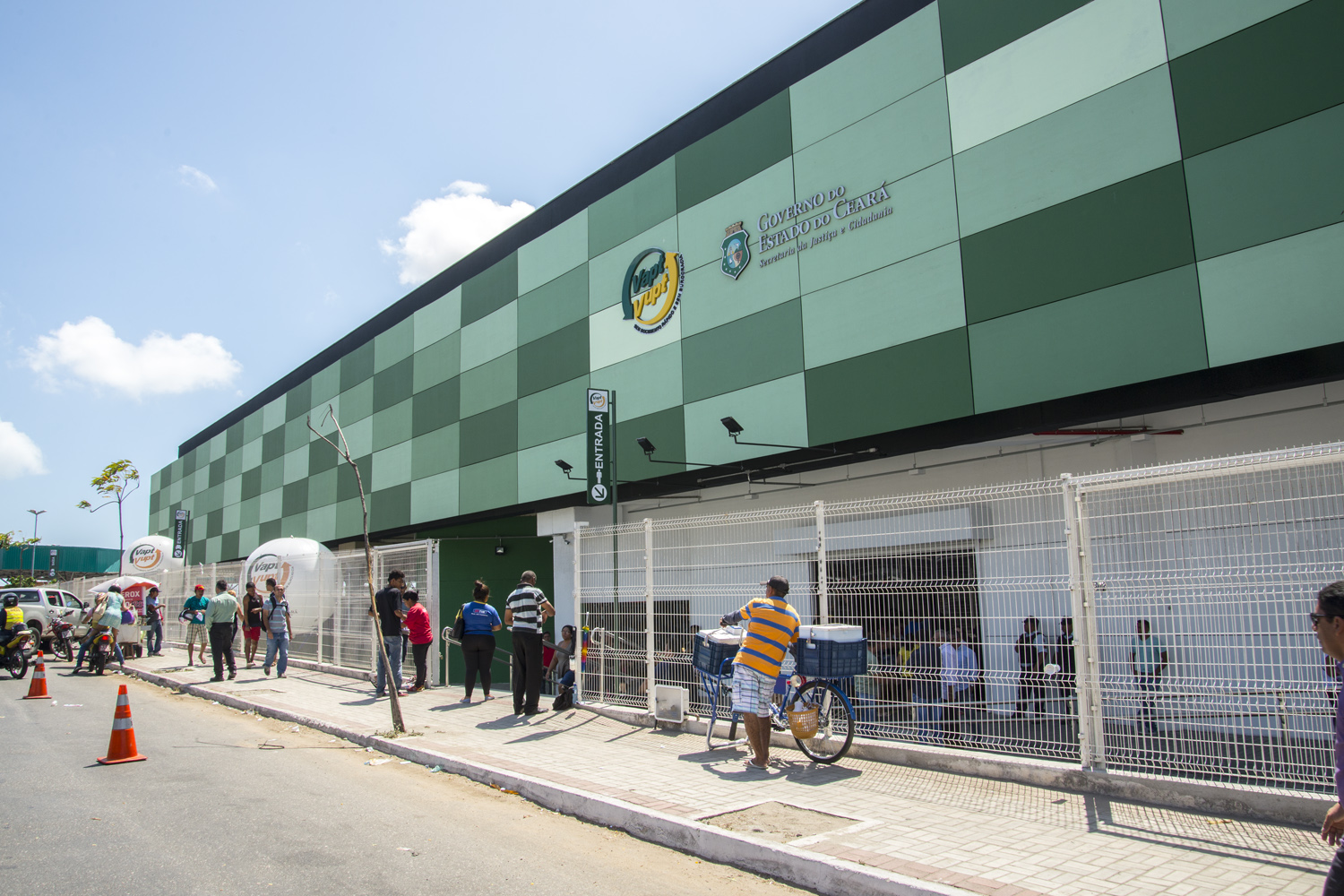 Vapt Vupt Antônio Bezerra completa um ano de funcionamento