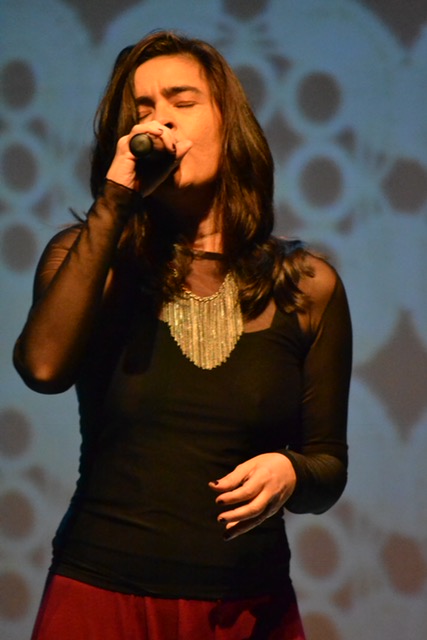 Cineteatro São Luiz: Mona Gadelha apresenta show em tributo à canção cearense dos anos 70