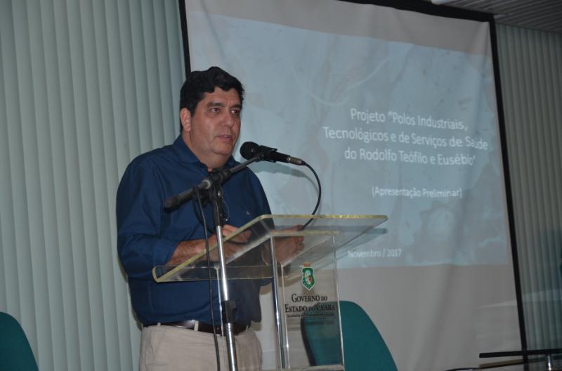 Pólo de Saúde do bairro Rodolfo Teófilo é apresentado na Seplag