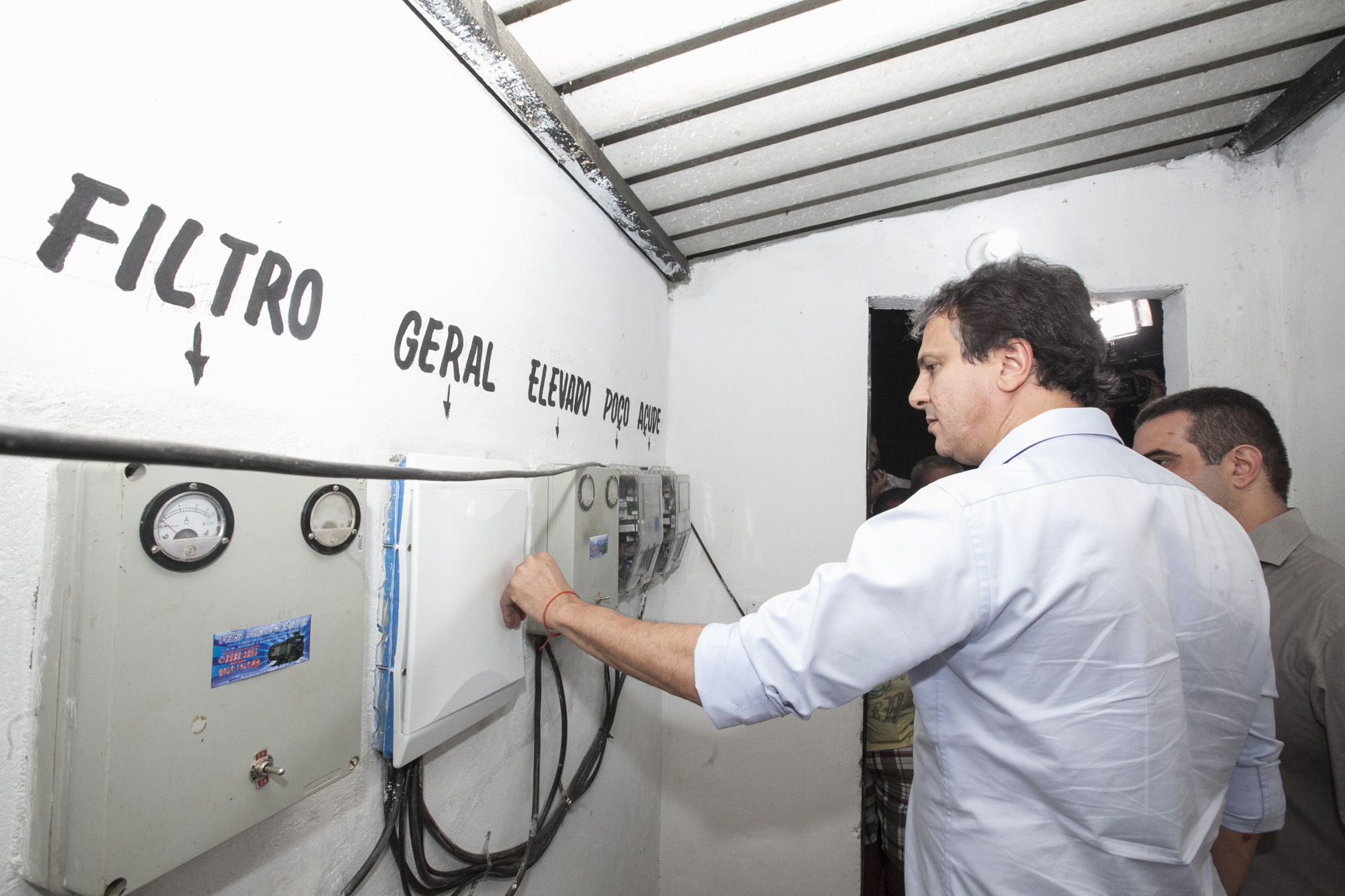 Mais de 170 mil famílias atendidas com sistemas de abastecimento d´água e cisternas no Ceará