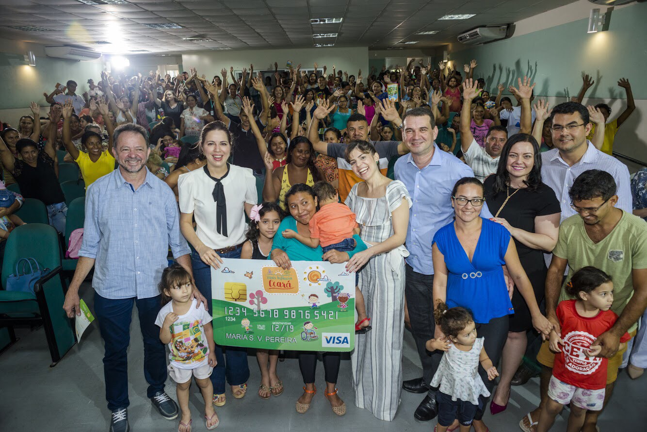 Fortaleza e Sobral recebem encontro do Cartão Mais Infância com a participação da primeira-dama do Ceará