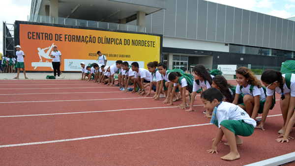 Brincando com Esporte: Núcleos de Eusébio e Itapipoca visitam o CFO