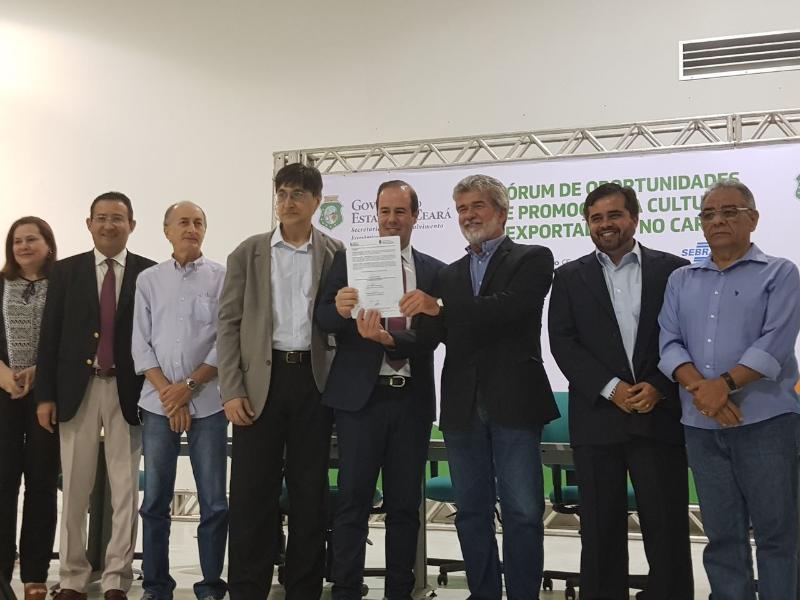 Governo do Ceará assina termo para requalificação do Distrito Industrial do Cariri