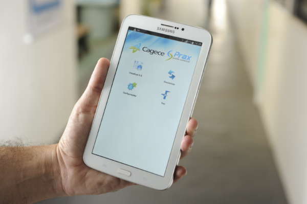 Cagece moderniza equipes de água e esgoto em Paramoti