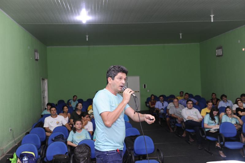 Empresários de Jericoacora são sensibilizados sobre o descarte correto do esgoto