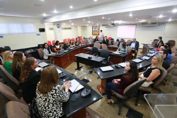 Ações do Ceará Pacífico nas áreas de Mediação e Justiça Restaurativa são apresentadas em Fórum Estadual