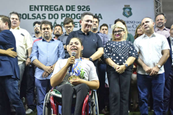 Ceará Atleta: 926 selecionados assinam Termo de Compromisso e vão receber apoio para a prática esportiva