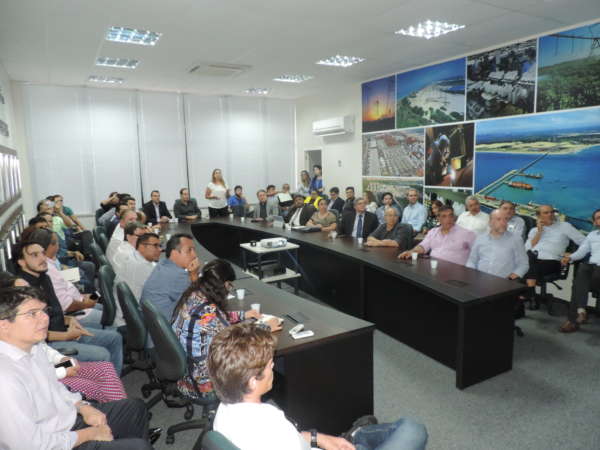 Estimulado pelo hub, Governo do Ceará reúne setor produtivo e operadores para ampliar exportações por modal aéreo