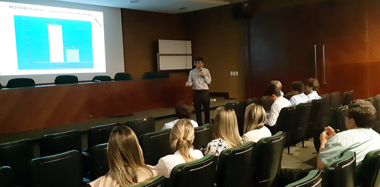 Cardiologistas do Nordeste recebem treinamento no Hospital de Messejana