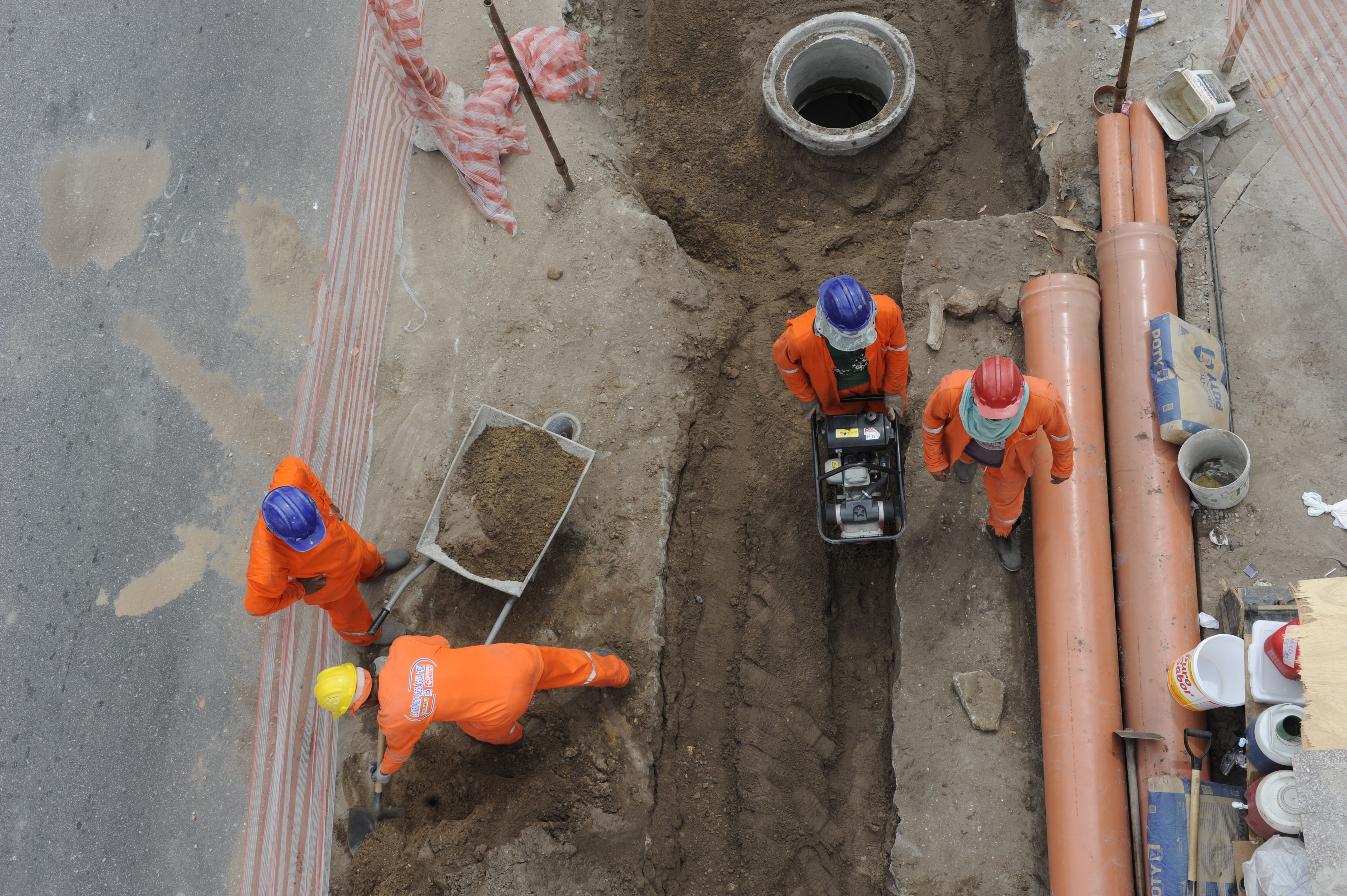 Ceará recebe aval para investir até US$ 200 milhões em segurança hídrica e saneamento