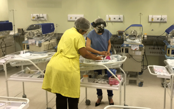 Retinopatia da Prematuridade é tratada no Hospital César Cals