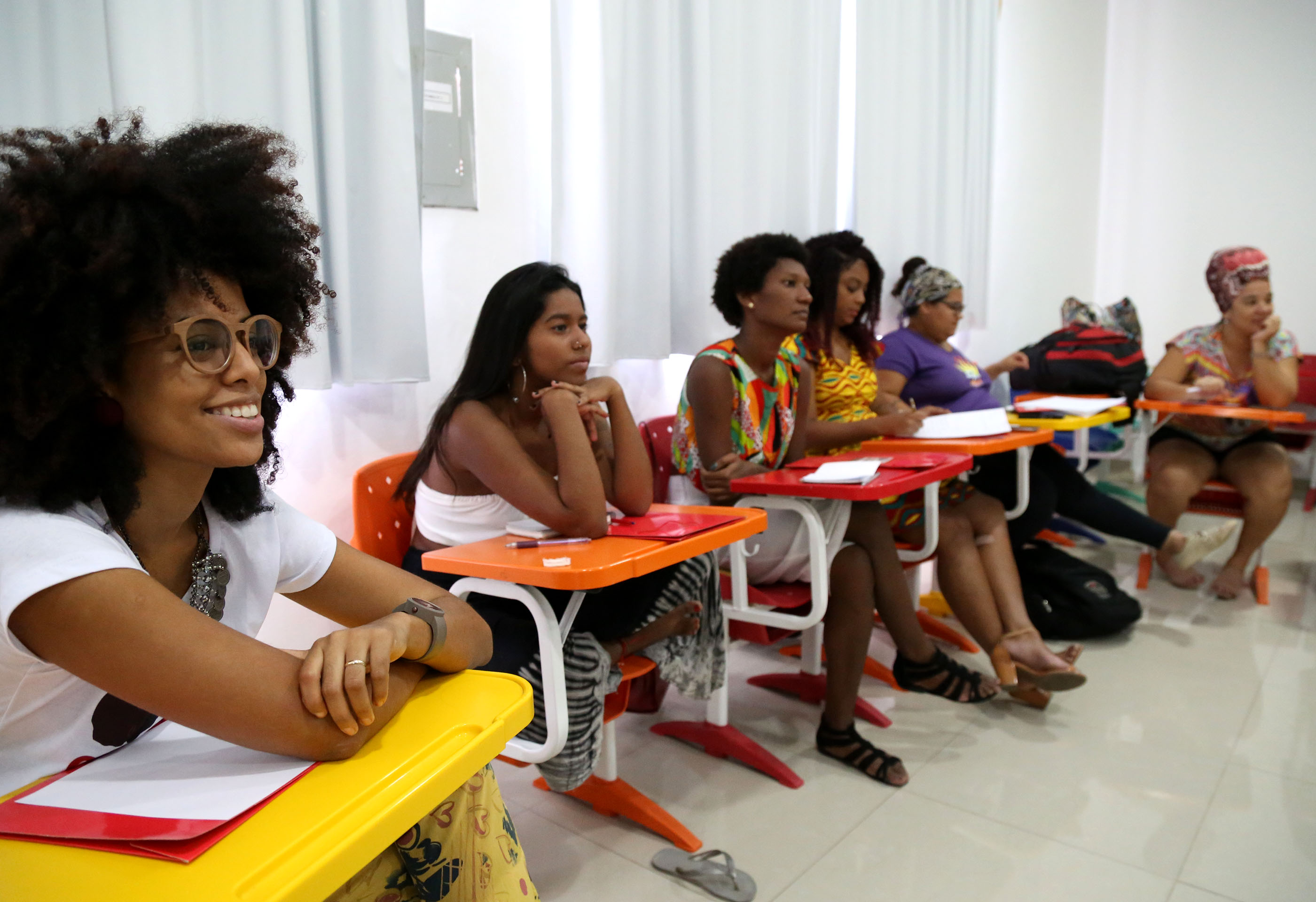 Porto Iracema das Artes convoca coletivos de mulheres para articular ações na Escola